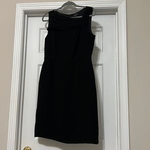 Tahari sheath dress. 10P.